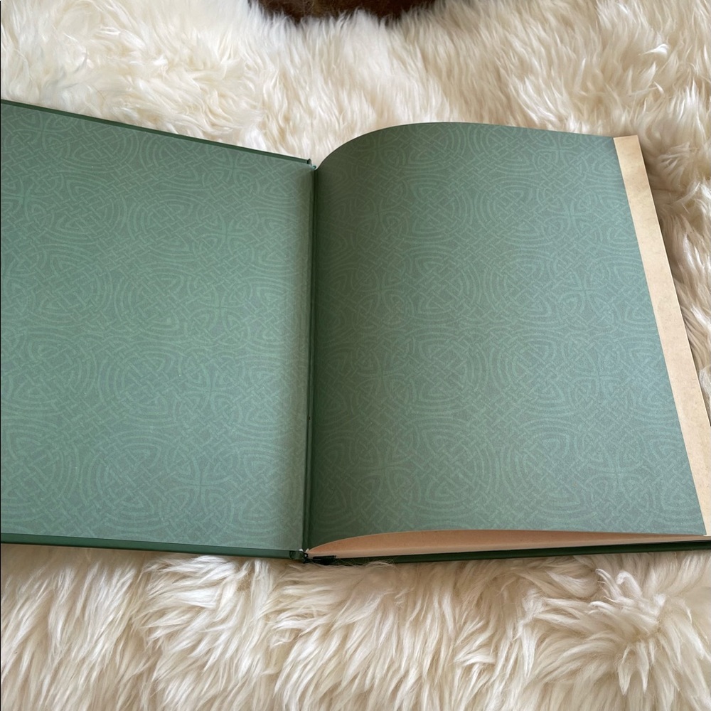 Journal with Lined Pages - Picture 3 of 7